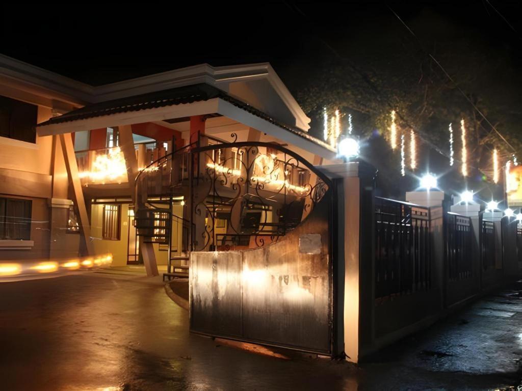 Villa Isabel Hotel Sorsogon Экстерьер фото